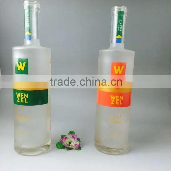 750ml Frosted and Silk Screen Glass Vodka Bottle With Cork