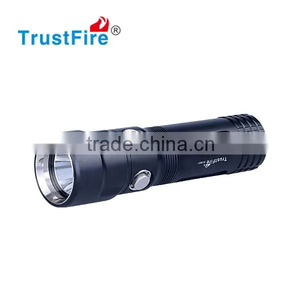 The Newest MINI Diving Flashlight CREE Diving Torches TrustFire DF011 Underwater 50M Waterproof Flashlights With CE,FCC photo-2