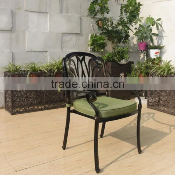 2016 Hot Selling All Weather Elegant Modern Patio Cast Aluminum Outdoor Table With Cushion photo-4