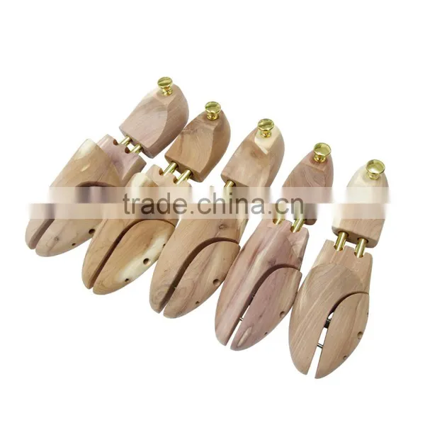 Hot Selling in European and American Aromatic Red Cedar Wood Type Shoe Stretcher With Good Scent photo-5