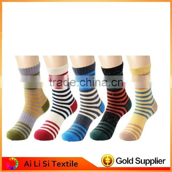 Hot Selling Christmas Kawaii Funny Sock Stripes Argyle Colorful Men's Dress Socks Made in China photo-6