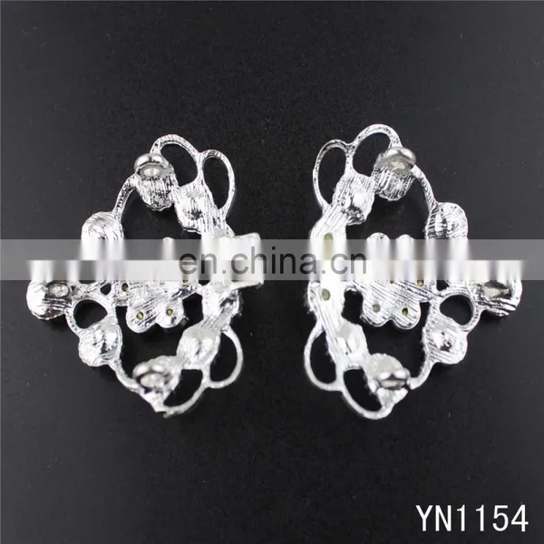 China New Design Buckles for Clothes Accessory photo-3