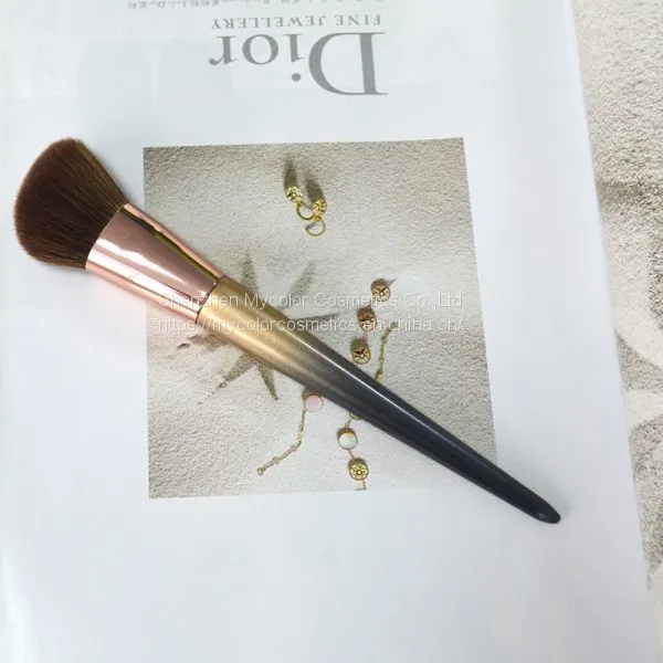 OEM Customized Makeup Brush Contouring Brush Foundation Brush Powder Brush Blush Brush Gradient photo-3