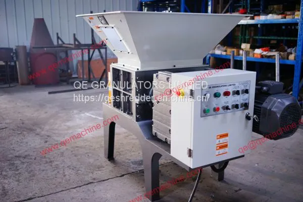 Tires Metal Rubber Wood Solid Material Recycling QSD Double Shaft Shreddeer photo-3