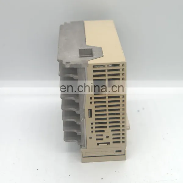 AC Motor Drive R88D-WT04H photo-3
