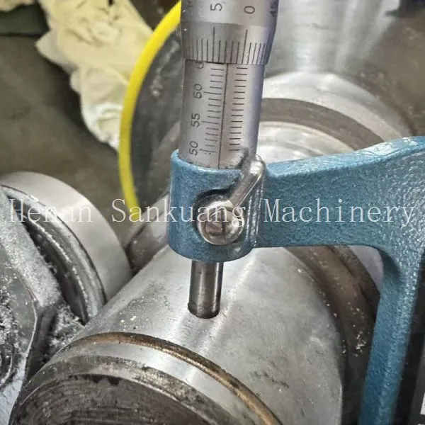 Stainless Steel Tension Roller With ±0.1mm Precision for Conveyor Systems photo-2