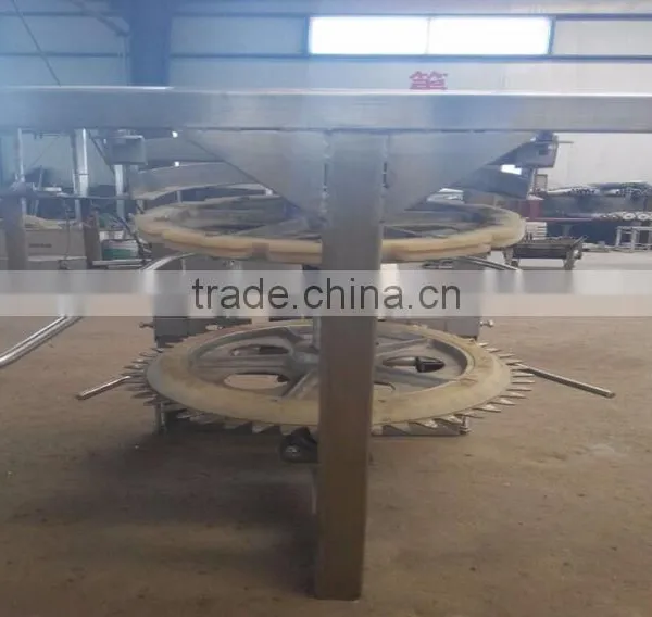Halal Turnkey Poultry Chicken Projects House Claws Automatic Cutting Machine of Poultry Slaughterhouse Equipment photo-3