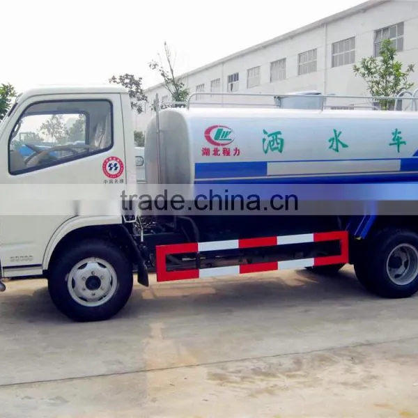 HOWO 4*2 5 Tons 5000L Water Tank Sprinkling Truck for Sales photo-3