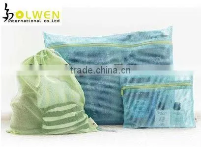 Series Mesh Travel Pouch
