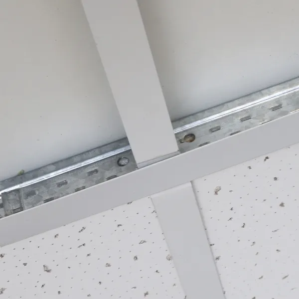 High Strength Rustproof Galvanized Steel Suspension T Bar Ceiling Grid photo-4