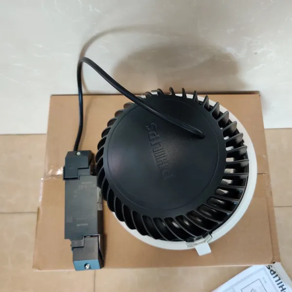 Philips DN592B/DN595B Down Light photo-4