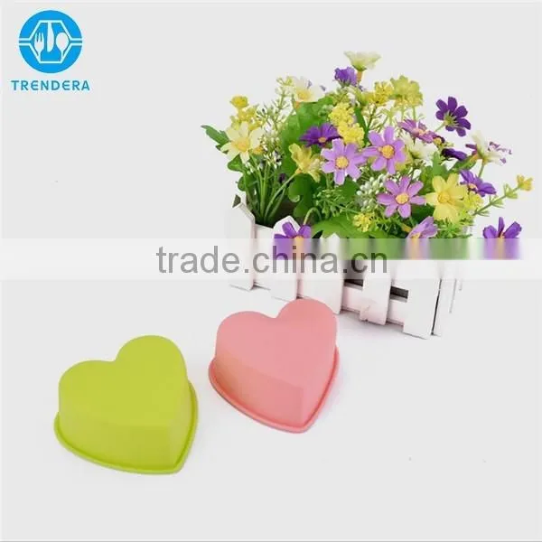 Fancy Heart Shaped Wedding Cake Mold photo-2