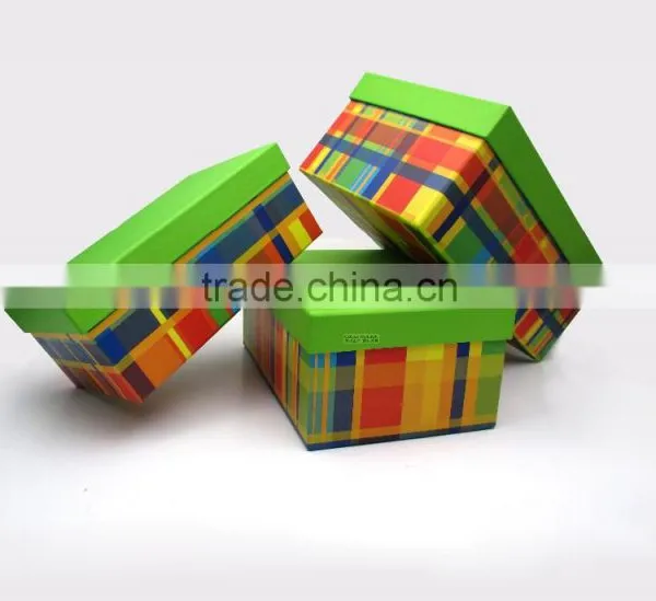 Colorful Different Sizes Gift Packaging Boxes photo-4
