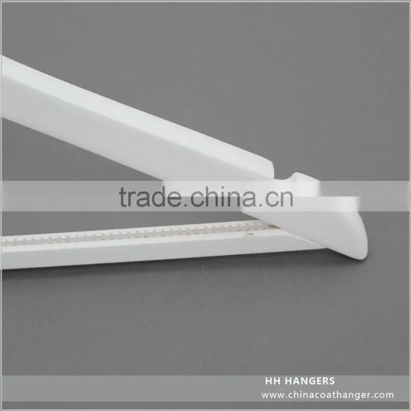 White Regular Basic Wooden Clothes Hangers For Coat Hotel Set Organizer photo-4