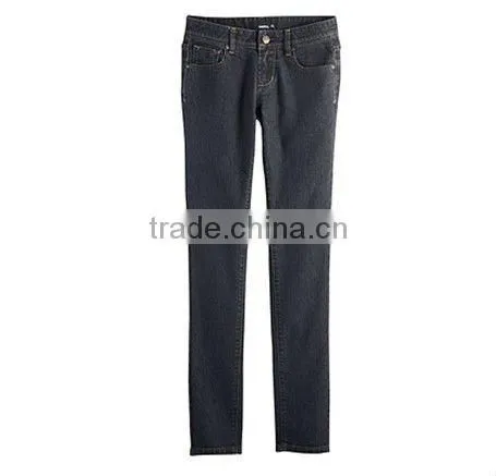 Simple Jeans Slim Fit