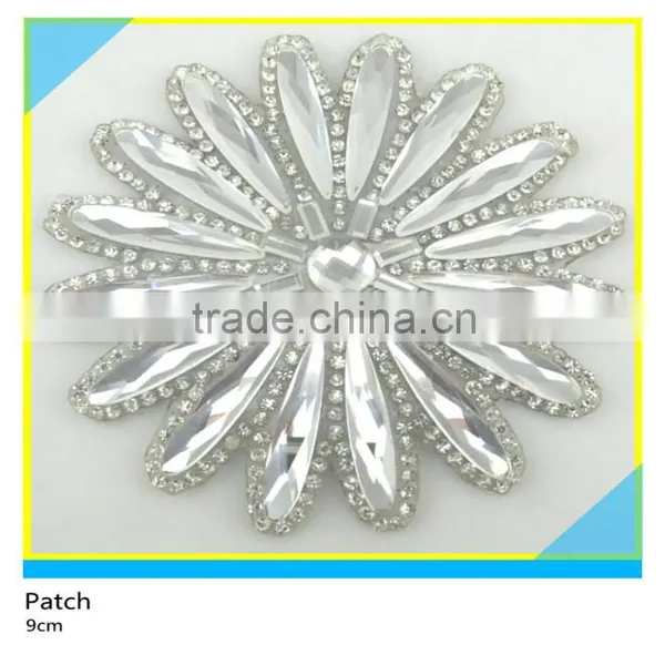 Iron on Glass Stone Decals Hotfix Clear Rhinestone Leaf Design Applique 7x7.5cm photo-4