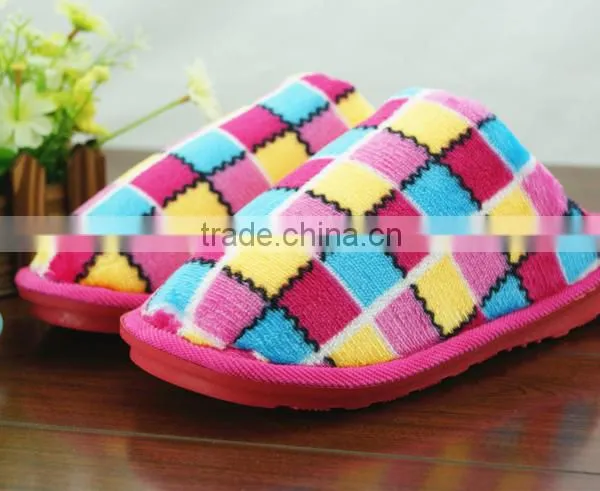 Comfortable Women Stylish Home Winter Slipper Warm Old Fashion Slippers photo-2