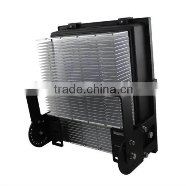 CE ROHS Approved 30w,50w,70w,100w,120w,150w,200w COB 100w Led Flood Light Waterproof photo-4
