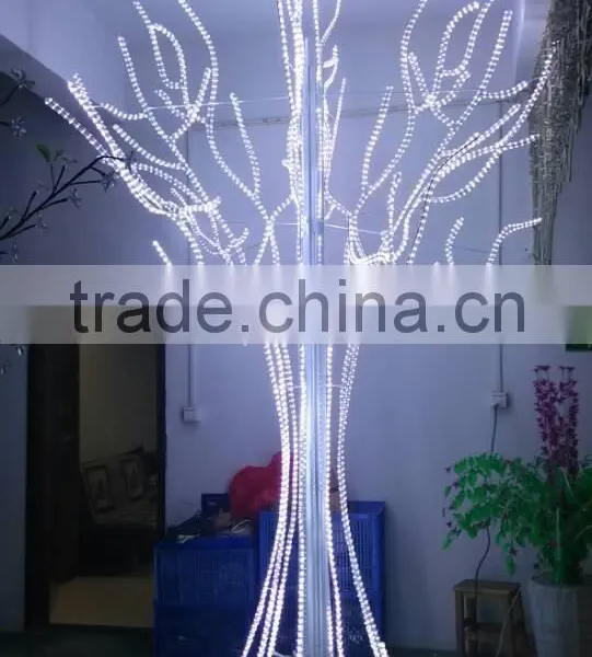 Iron Frame Solar Powered Christmas Tree photo-3