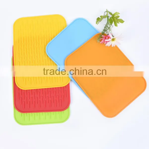 Candy Color Multifunction Rectangular Table Mat Waterproof Silicone Mat photo-3