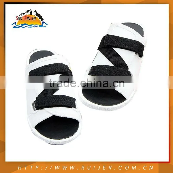 Unique Design Hot Sale Cheap Indoor Guest Slippers photo-3