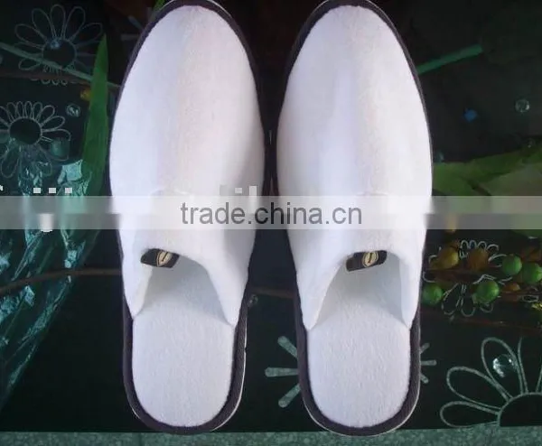 Hotel Slipper (plush Hotel Slipper)