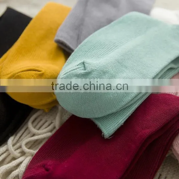 Zm53126a 2017 Hot Sale Women High Ankle Indoor Socks Wholesale photo-3