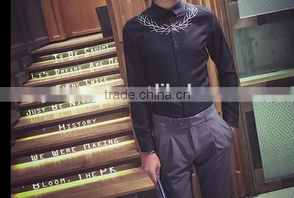 Pure Color Embroidery of Cultivate One's Morality Men Long Sleeve Shirt photo-4