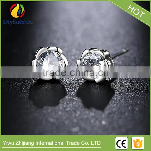 Beautiful Flower Shape Plum Blossom Cubic Zircon Stud Earring for Women photo-3
