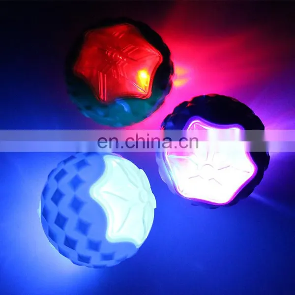 Flashing Glow in The Dark Interactive Pet Toys Diamond Shape LED Light up Squkey Dog Ball photo-6
