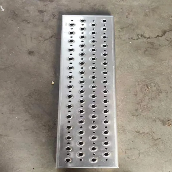 Anti-slip Perforated Mesh Pattern Plate, With Alligator Mouth Holes, Suitable for Pedestrian Walkways, Cutting and Bending Services Available photo-3