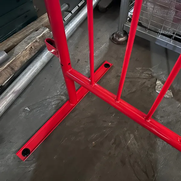 Heavy-duty Galvanized Steel Interlocking Crowd Control Barrier With Bridge-shaped Footings photo-2