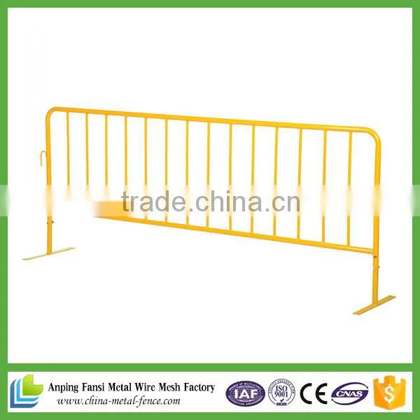 Interlocking Strong Metal Temporary Road Safety Barriers photo-2