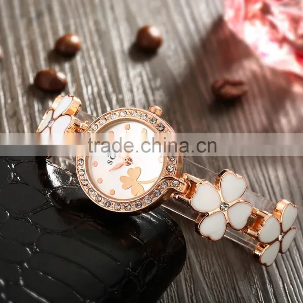 2016 Cheap Price Fashion Four-leaf Clover Ladies Fancy Watches Imported Watches Quality Choice Most Popular photo-5
