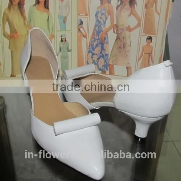 Handemade High Quality China Ladies Beautiful Flat Shoes photo-2