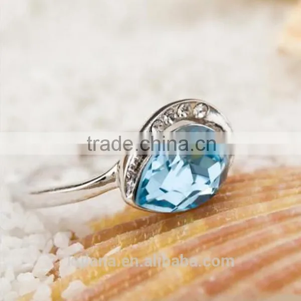 2015 New Arrival Crystal Wedding Rings
