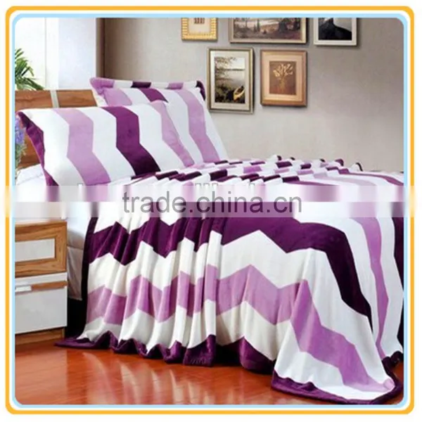 New Fashion Strip Pattern Flannle Fleece Bedding Set photo-4