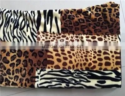 Luxury and Fluffy Animal Printed Double Bed Size Flannel Bedding Set photo-2