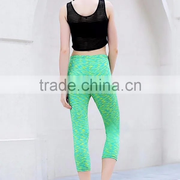 High Quality Sport Wear Woman Fitness Fashion Training Clothing Sexy Jogging Wear photo-3