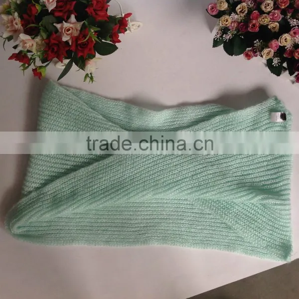 Factory Directly Sell Winter Knitted and Warm Fashion Scarf photo-5
