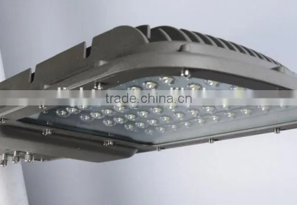 Express Way Cost-effective Street Lamp Posts Led Street Light photo-5