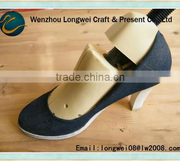 Deft Design Quality Assured Aromatic Cedar Best Shoe Trees