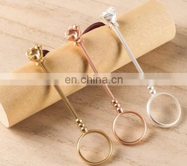 High Quality Cigarette Hand Holder for Lady Cigarette Holder Rings Women Finger Smoking Ring photo-3
