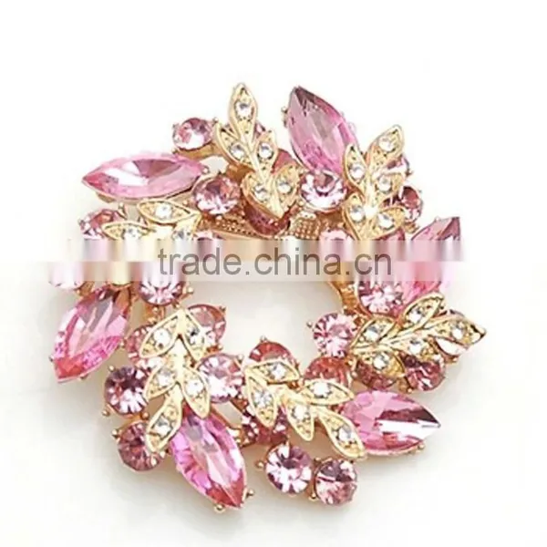 Crystal-studded Chic Wreath Brooch Scarf Ring High-end Apparel Accessories Jewelry photo-3