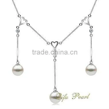 Heart Style White Akoya Pearl Necklace