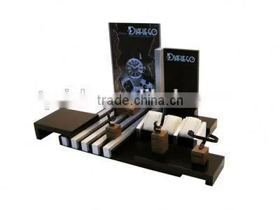 2015 Hot Design and Wonderful Clear Acryl Watch Display photo-2