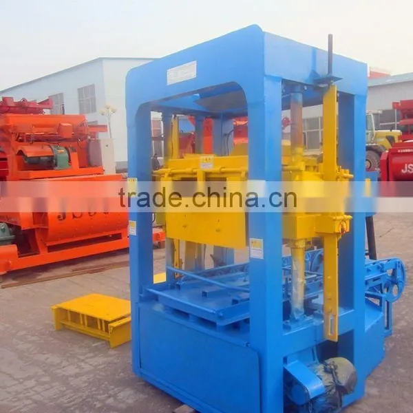 Hot Sell QTJ4-26C Small Semi Concrete Holo Bricks Machine photo-3