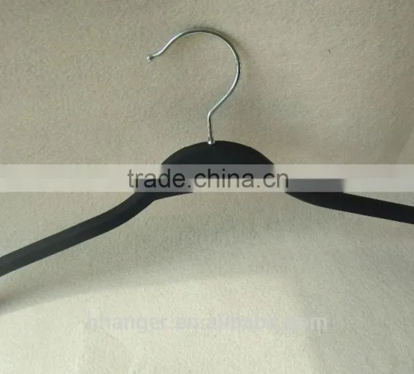 Head Laminated Urltra Thin Hangers in Black for Wholesale Logo Printed Workable Flat Body Wood Top Jacket Hangers photo-3