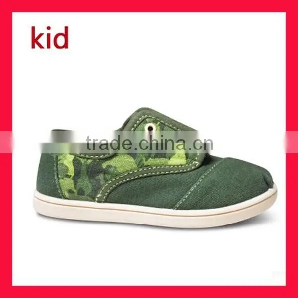 Wholesale Child Canvas Casual Shoes Kids Shoes Camo Design photo-2