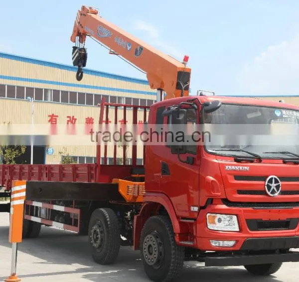 Hand Operated Lifting Equipment on Truck, Model No.:SQ12S4, 12ton Truck Crane With Telescopic Booms. photo-3